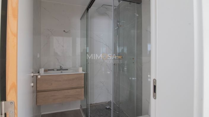 Image No.16-2 Bed Flat for sale