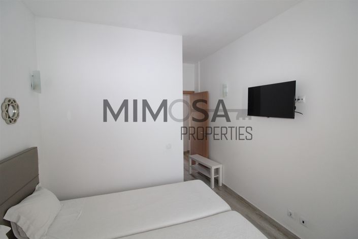 Image No.21-7 Bed House for sale