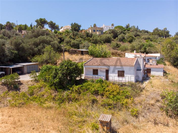 Image No.12-6 Bed House for sale