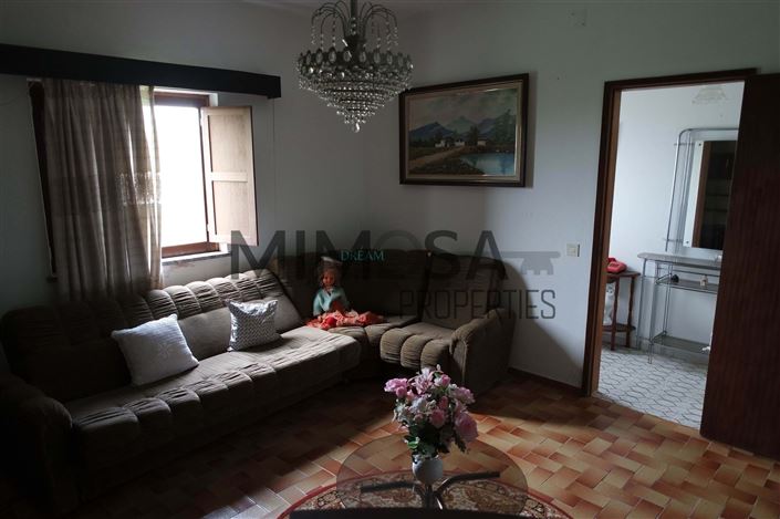Image No.15-6 Bed House for sale
