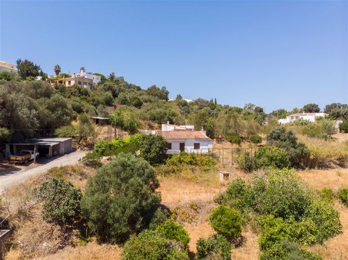 Image No.4-6 Bed House for sale