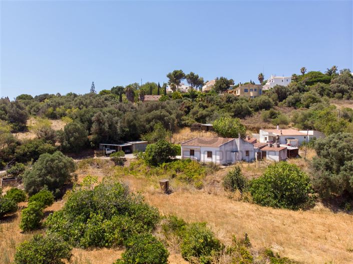 Image No.7-6 Bed House for sale