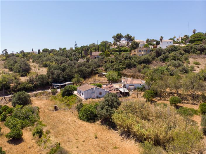 Image No.9-6 Bed House for sale