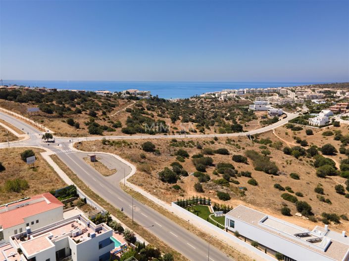 Image No.23-4 Bed House for sale