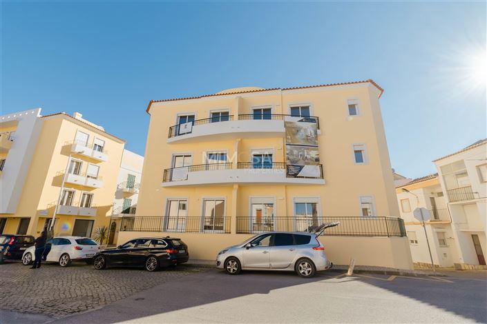 Image No.19-2 Bed Flat for sale