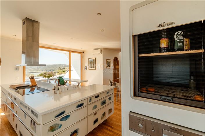 Image No.16-7 Bed House for sale