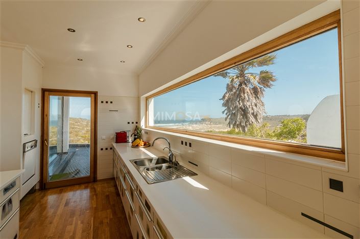 Image No.17-7 Bed House for sale