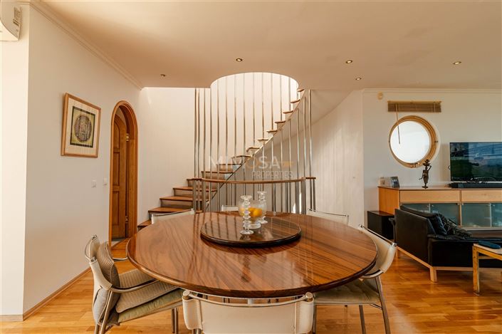 Image No.18-7 Bed House for sale