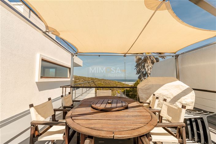 Image No.9-7 Bed House for sale