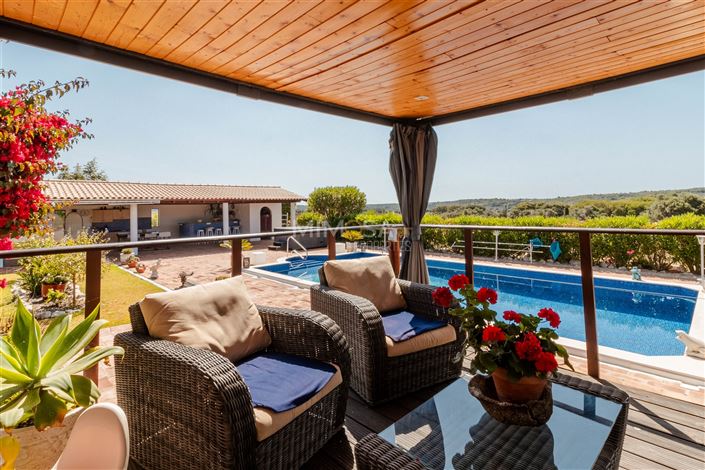 Image No.18-4 Bed House for sale