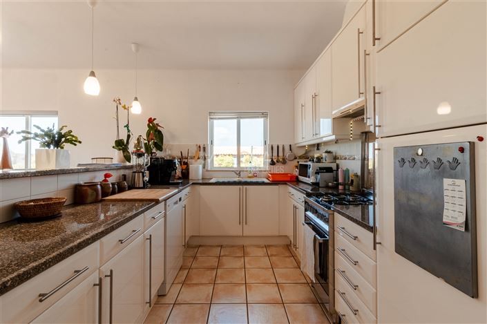 Image No.9-4 Bed House for sale