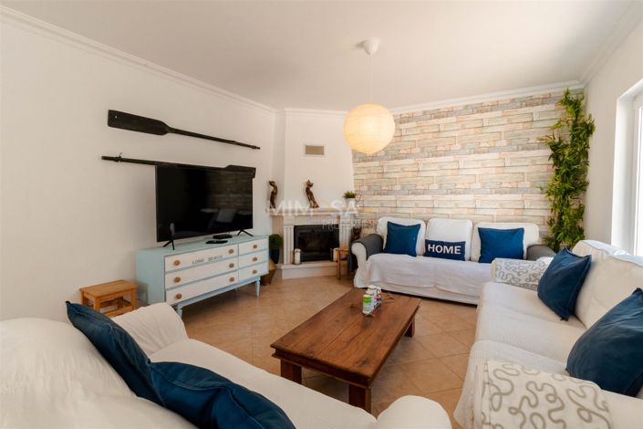 Image No.10-4 Bed House for sale