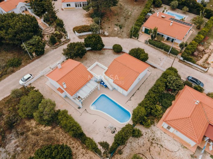 Image No.3-4 Bed House for sale