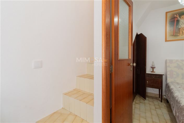 Image No.15-2 Bed Property for sale