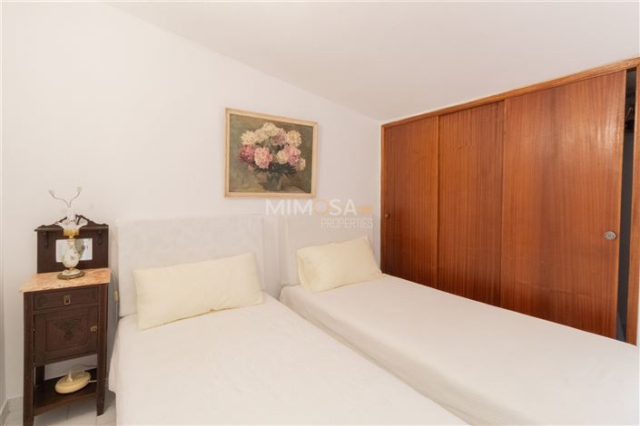 Image No.6-2 Bed Property for sale