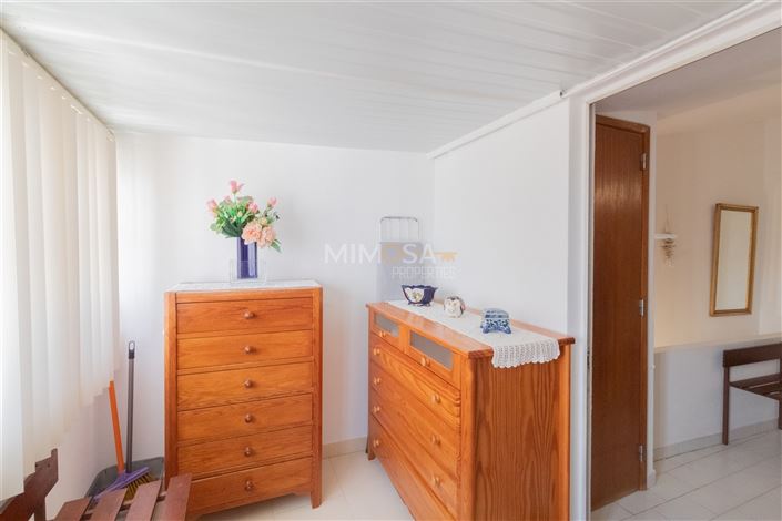 Image No.24-2 Bed Property for sale