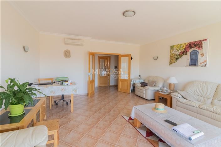 Image No.2-3 Bed Flat for sale