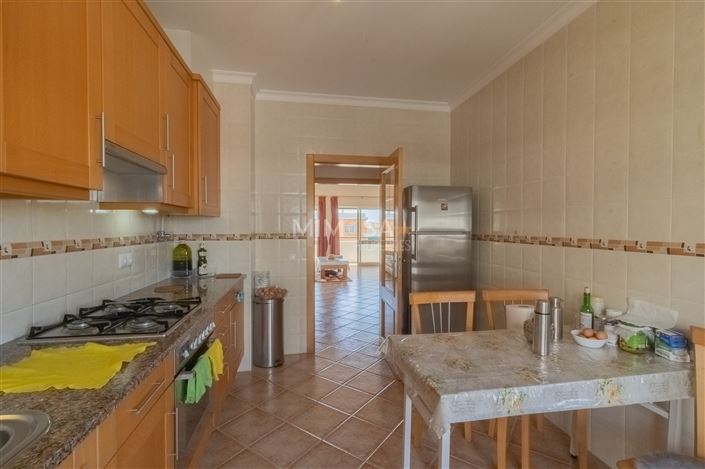 Image No.5-3 Bed Flat for sale