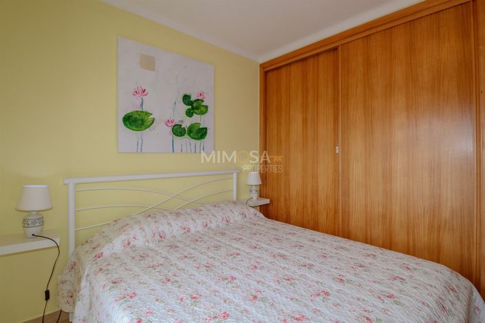 Image No.20-3 Bed Property for sale