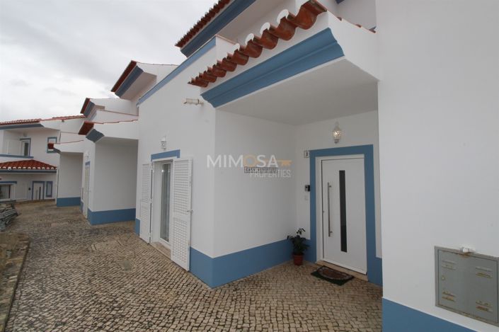 Image No.3-3 Bed Property for sale