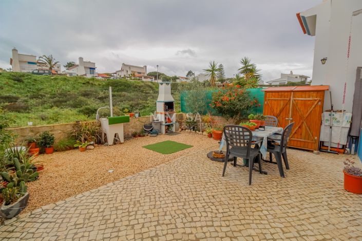 Image No.5-3 Bed Property for sale