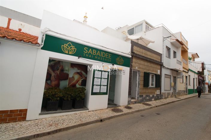 Image No.21-3 Bed Property for sale