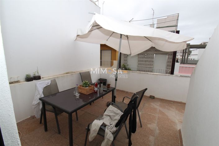 Image No.8-3 Bed Property for sale