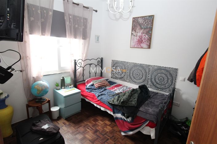 Image No.9-3 Bed Property for sale