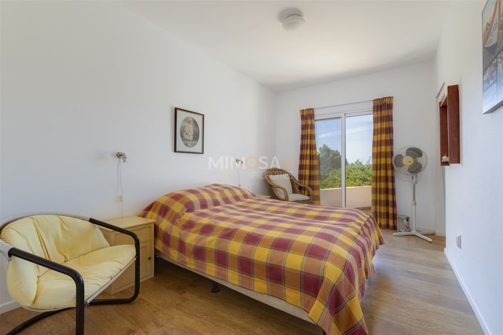 Image No.17-3 Bed House for sale