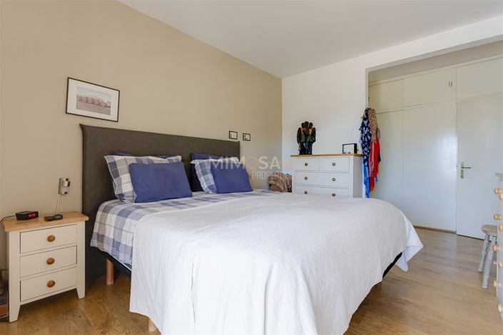 Image No.25-3 Bed House for sale