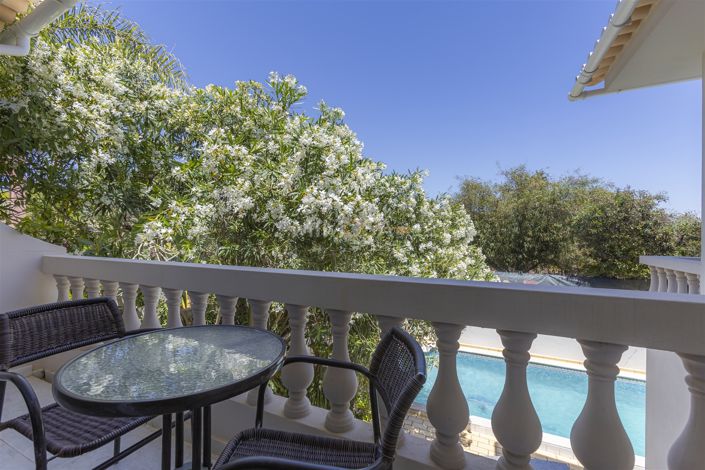 Image No.13-7 Bed House for sale