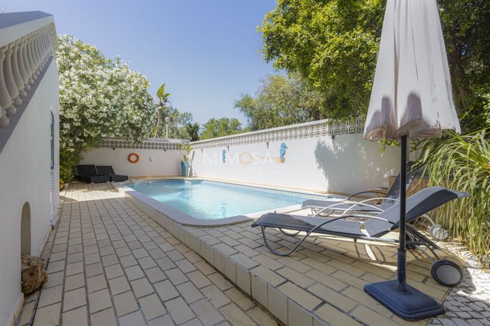 Image No.15-7 Bed House for sale