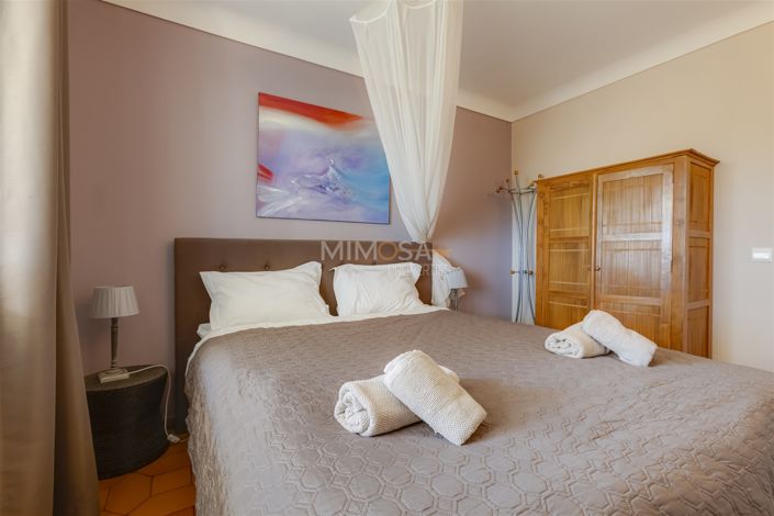 Image No.21-7 Bed House for sale