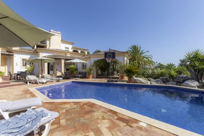 5 Bed House for sale