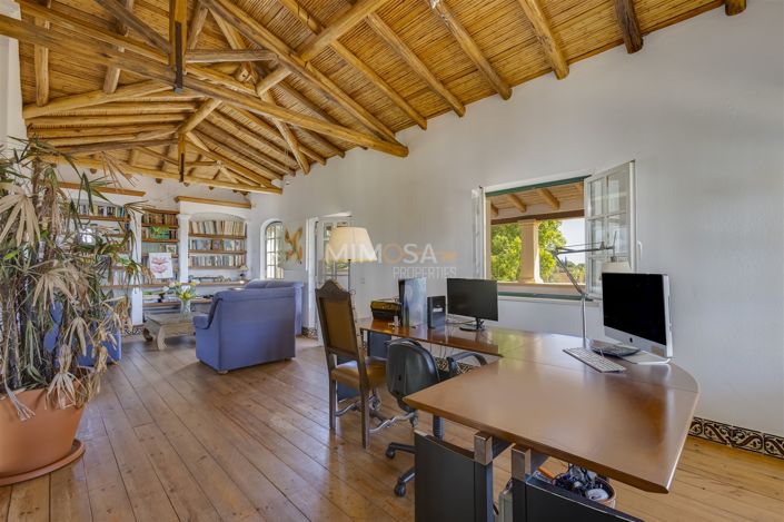 Image No.14-5 Bed House for sale