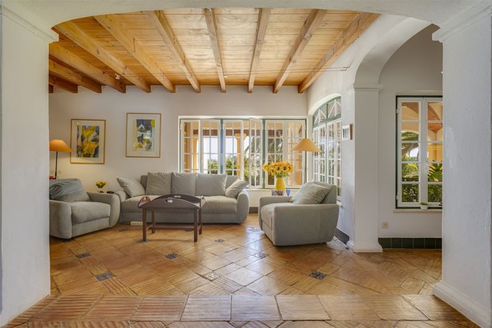 Image No.4-5 Bed House for sale