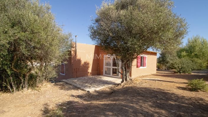 Image No.11-6 Bed Property for sale