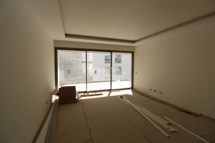 Image No.18-2 Bed Flat for sale