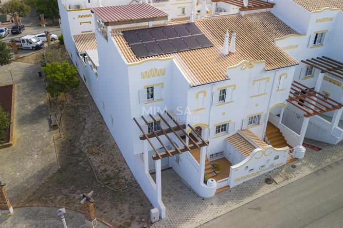 Image No.4-3 Bed Property for sale