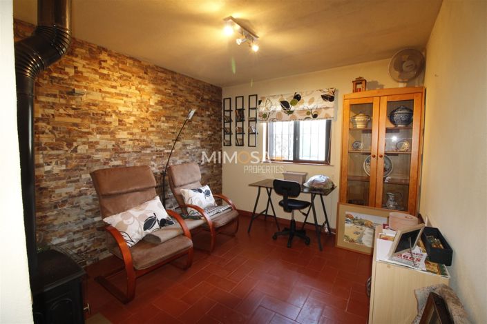 Image No.13-4 Bed Farmhouse for sale