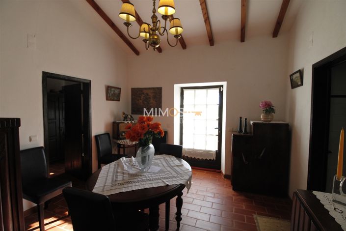 Image No.6-4 Bed Farmhouse for sale