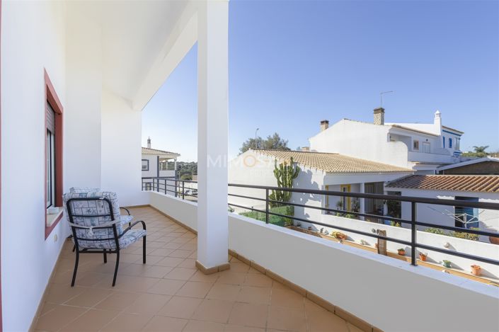 Image No.15-3 Bed House for sale