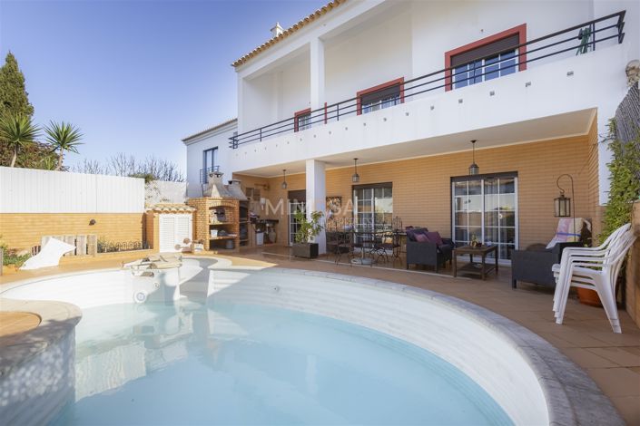 Image No.2-3 Bed House for sale