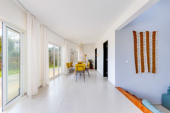 Image No.9-2 Bed House for sale