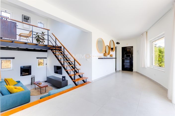 Image No.8-2 Bed House for sale