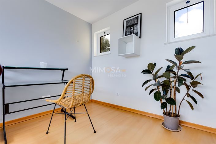 Image No.22-2 Bed House for sale