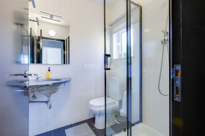 Image No.19-2 Bed House for sale