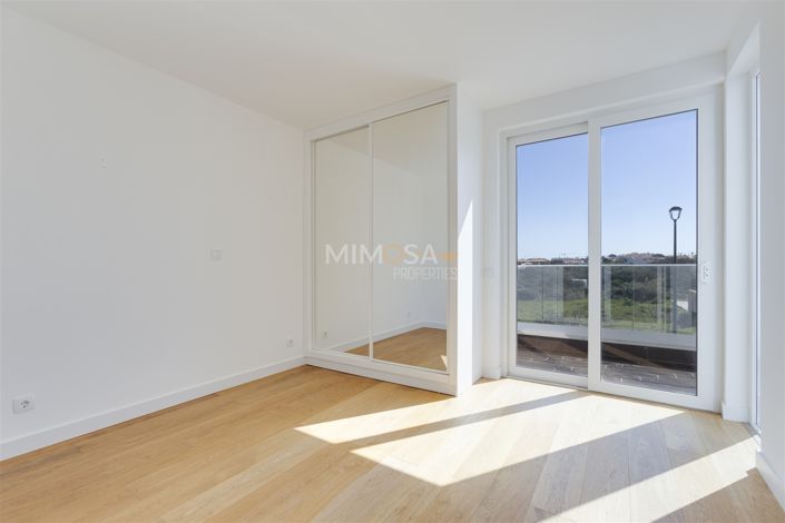 Image No.21-4 Bed Property for sale