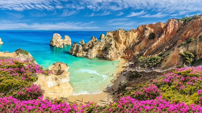 Image No.12-3 Bed Property for sale