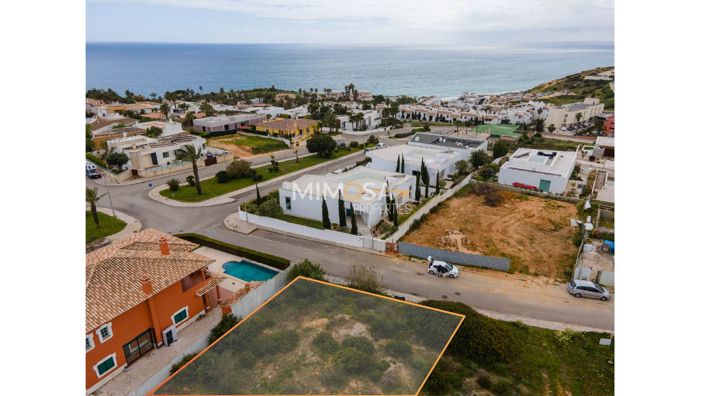 Image No.2-3 Bed Property for sale